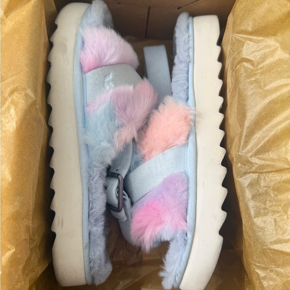 Koolaburra by Ugg Rainbow Furry Sandals